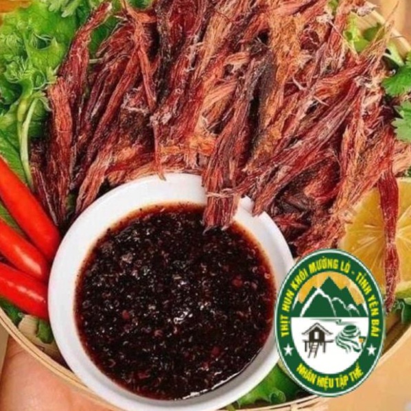 Thịt trâu sấy gác bếp sấy bằng củi nhãn ngon thơm gói 500 gram ăn liền có chẳm chéoThịt hun khói mường lò