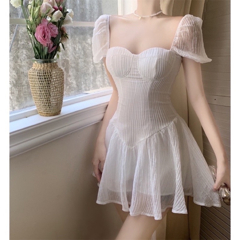 Đầm xoè cổ vuông Ulzzang