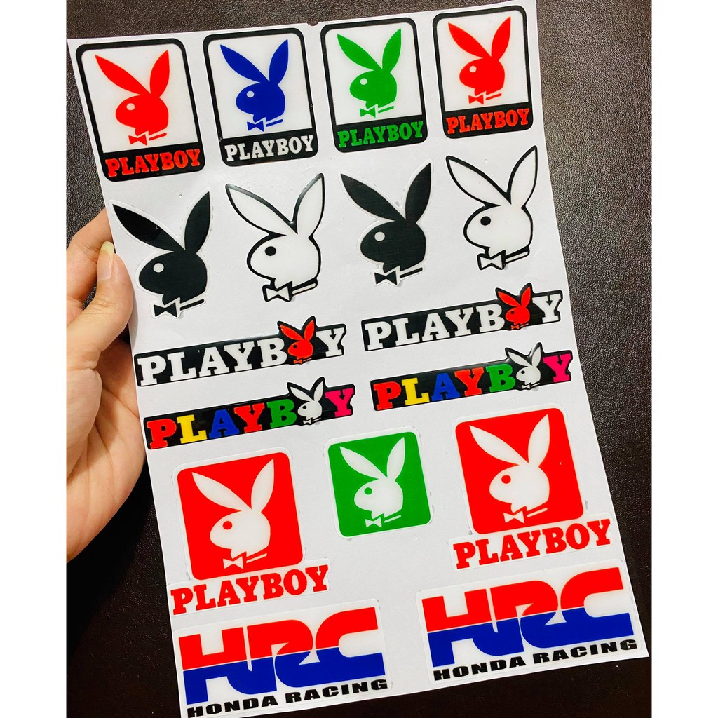 PLAYBOY THROW 127 cm X 152 cm WITH PLAYBOY WORDING AND MULTI COLOURED SQUARES 