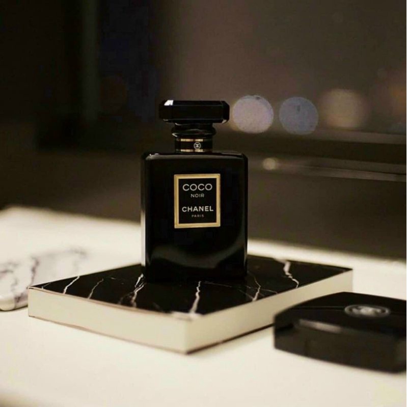 Nước Hoa Nữ Sang Trọng