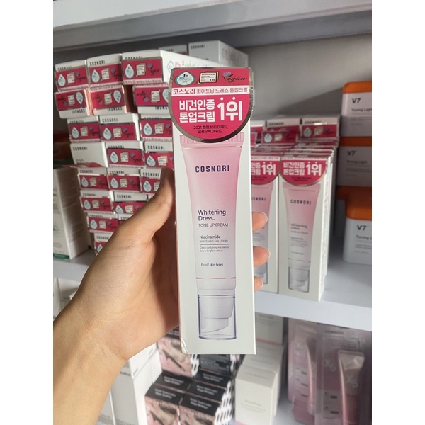 Kem dưỡng trắng da nâng tone Cosnori Whitening Dress Tone-up Cream 50ml