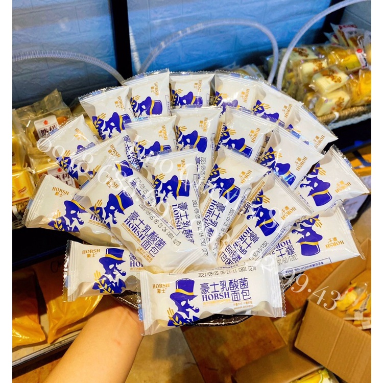 - 1/2kg bánh sữa chua ông già Horsh