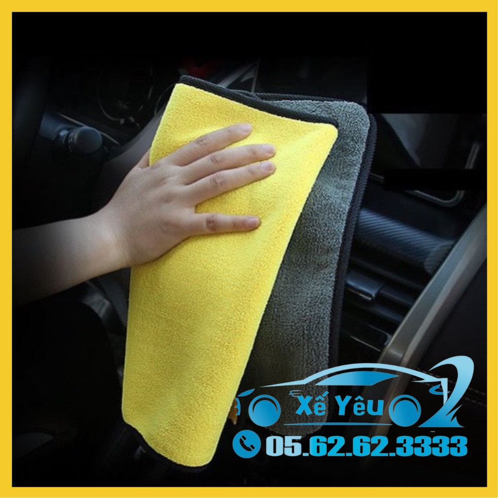 Khăn lau xe hai mặt màu vàng và xám, dày, mềm mại, thấm hút tốt, không rụng lông, kích thước 30cm x 30cm