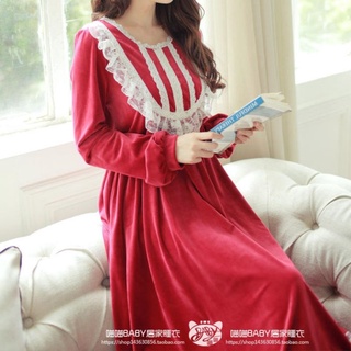 Váy đầm nhung phối ren