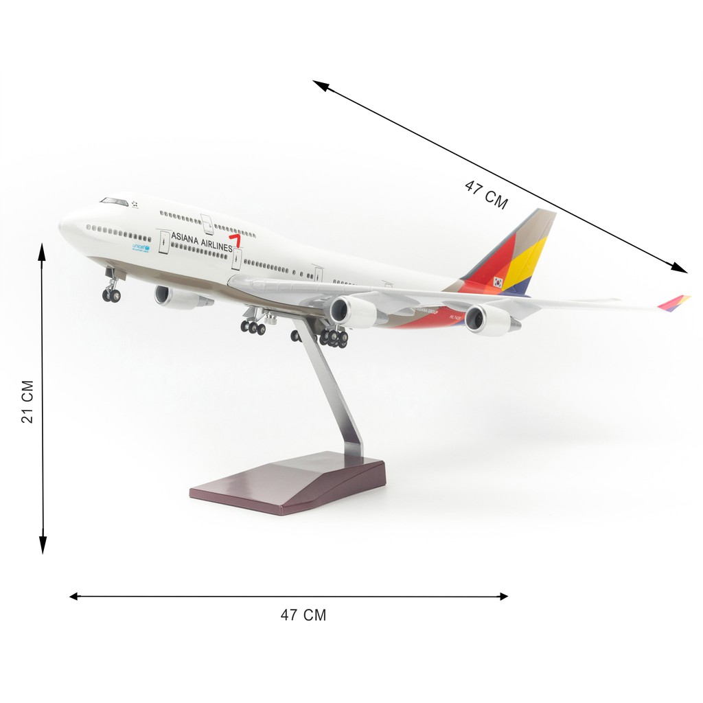 Mô hình máy bay Boeing B747 Asiana Airlines Everfly LED 47cm