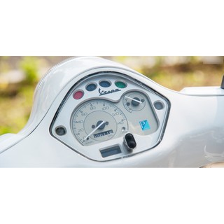 PPF Vespa Primaver ...UPPF dán bảo vệ mặt đồng hồ xe , xước tự phục hồi vết xước dâm , www.uppf.com