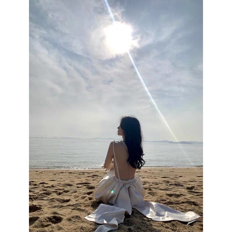 Váy hở lưng dây ngọc thắt nơ eo | BigBuy360 - bigbuy360.vn