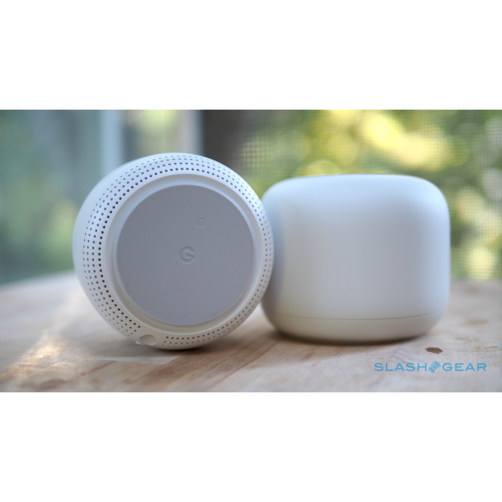 Google Nest Wifi thế hệ mới 2 pack (1 Router + 1 Point) Tích hợp trợ lý ảo Google Assistant, hàng nguyên seal - US.