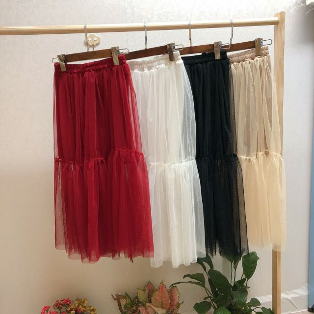 Chân váy lưới đuôi cá dài đi dự tiẹc được luôn nha | BigBuy360 - bigbuy360.vn