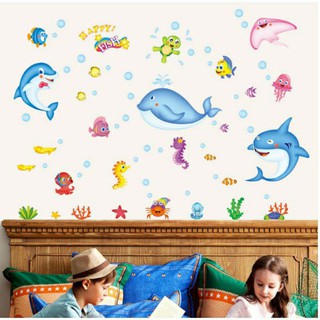 Decal dán tường động vật biển