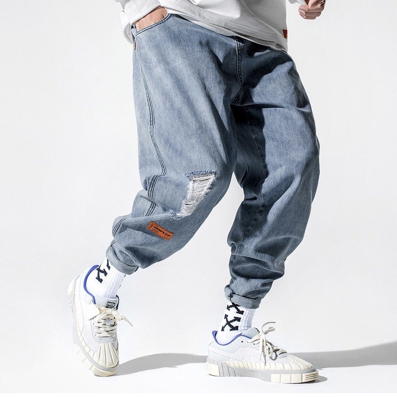 Quần jean OT dáng baggy, wash nhẹ, chất liệu cotton mỏng nhẹ mặc thoải mái | BigBuy360 - bigbuy360.vn