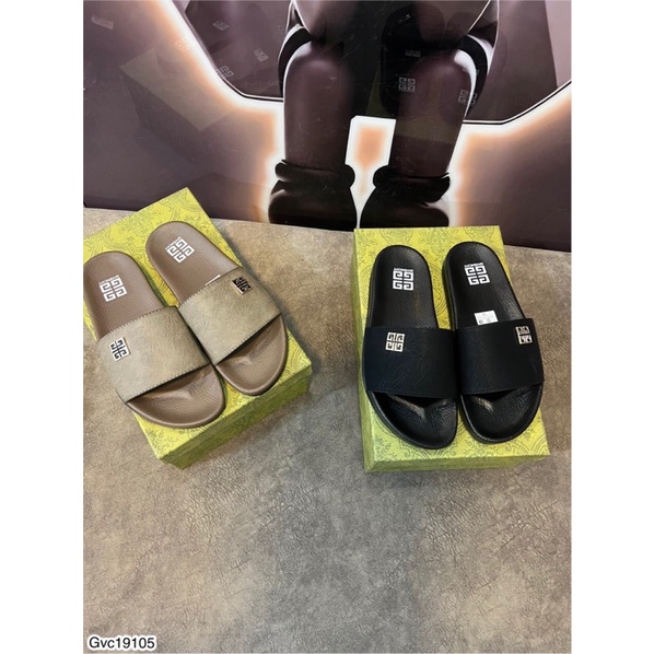Dép Quai Ngang G.V.C Đính Logo Siêu Đẹp - Dép Quai Ngang G.V.C Đế Cao Su Cao Cấp
