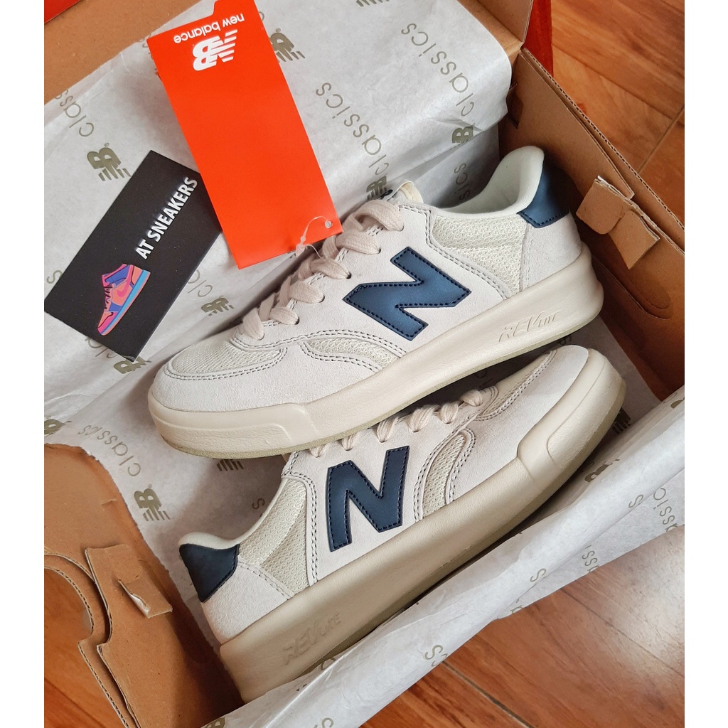Giày New Balance CRT300
