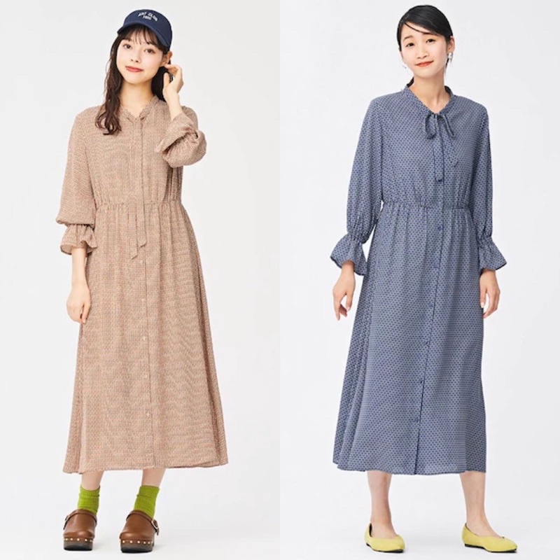 Váy liền sơ mi họa tiết dài tay cổ thắt nơ xinh xắn, duyên dáng của GU - Nhật Bản