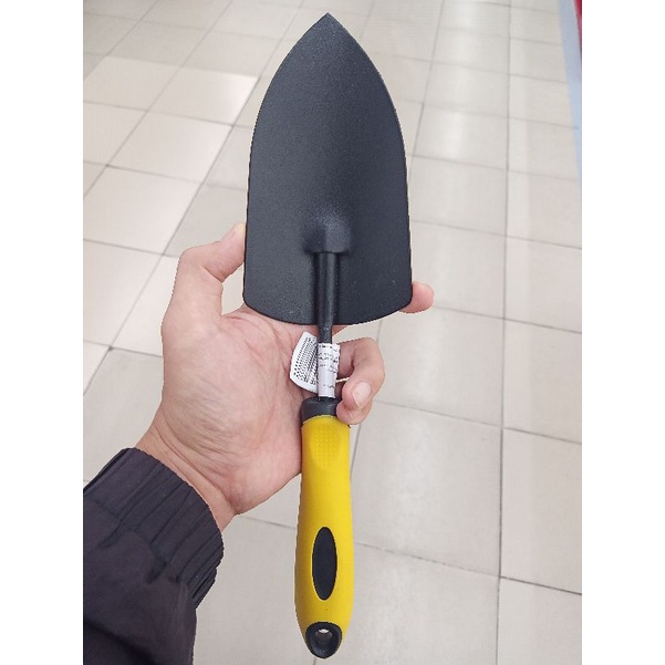 Xẻng xúc đất