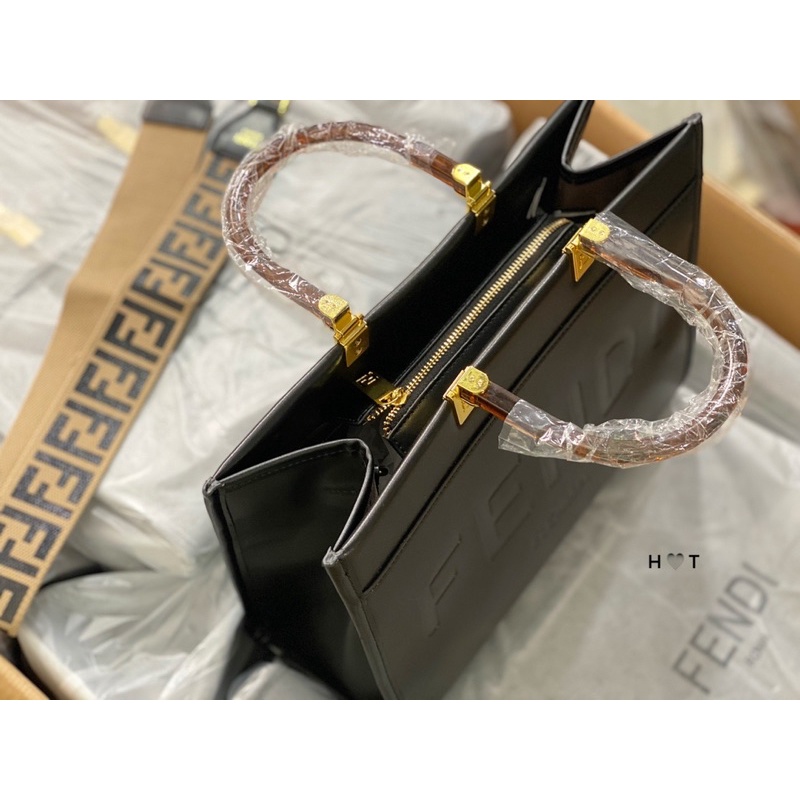 Túi FENDI TOTE