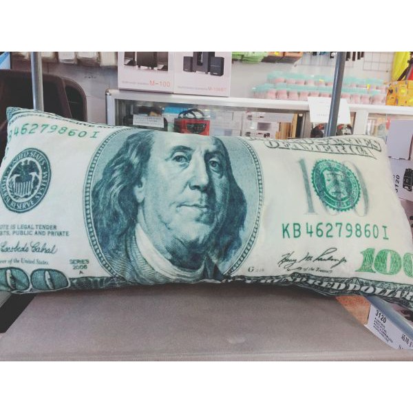 GỐI ÔM 3D HÌNH TIỀN 100 USD SIZE 70CM