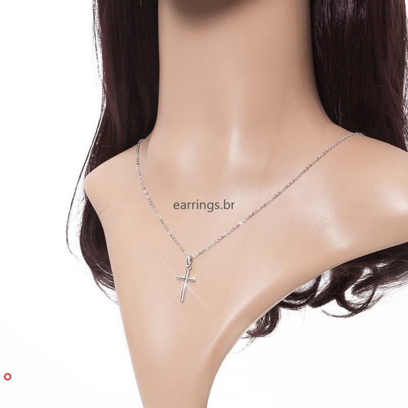 Vòng cổ thép titan mặt thánh giá thời trang cho nam nữ