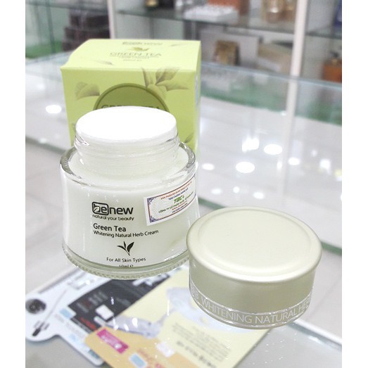 Kem dưỡng trà xanh BENEW Green Tea Whitening Natural Herb Cream 50g