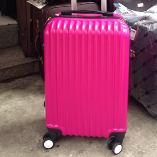 ( Siêu Rẻ) vali nhựa khoá kéo màu hồng đậm size 20