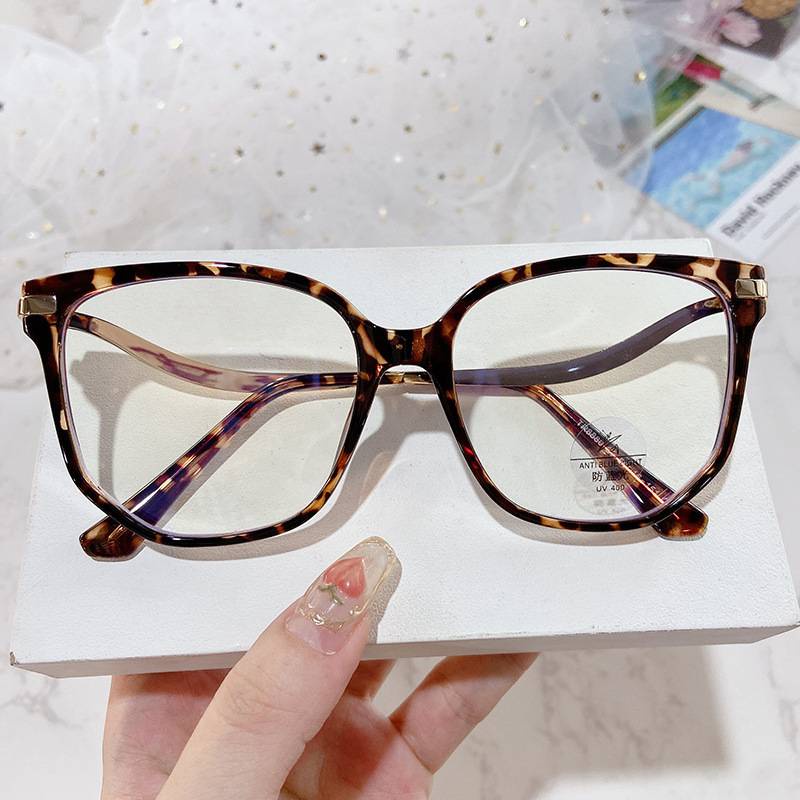 TR8880 Irregular temple glasses cat-shaped glasses flat frame anti-blue light glasses for men and women myopia