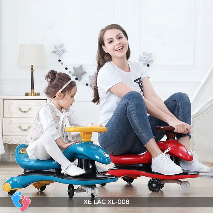 Xe lắc siêu xinh có đèn nhạc BABY PLAZA SZ-008