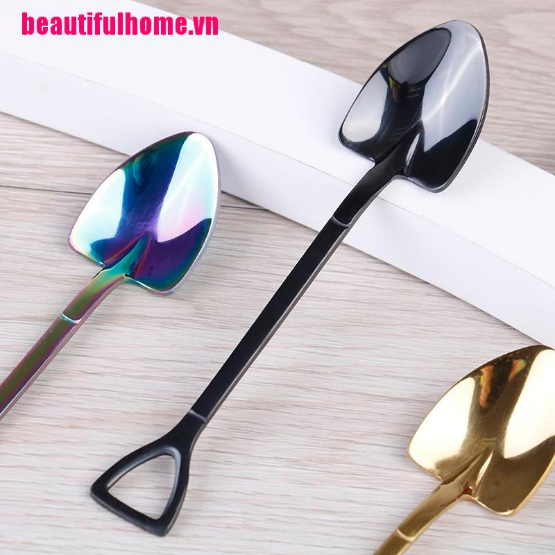 1 Xẻng Xúc Đất Nhiều Màu Sắc