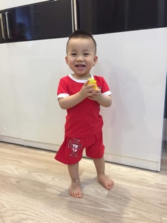 Bộ bóng đá bé trai