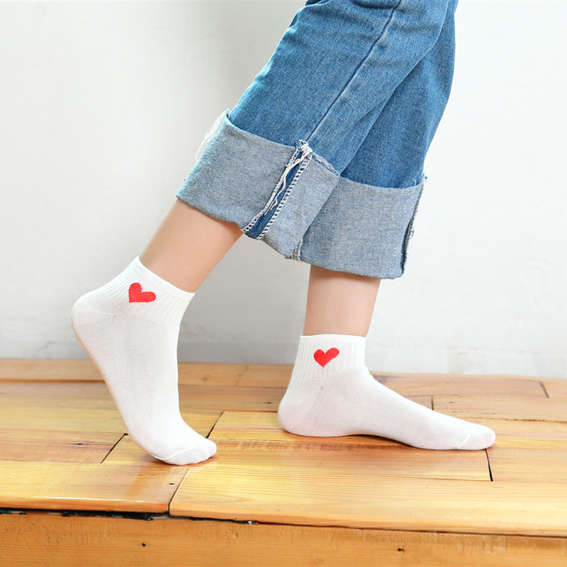 Set 5 đôi tất Cotton mềm mại thoải mái in họa tiết trái tim màu đỏ dễ thương cho nữ