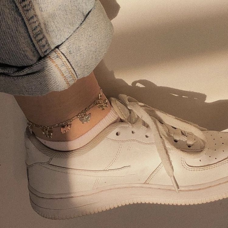 [Mã FACBHOT55 giảm 10K đơn bất kì] Lắc Chân Hợp Kim Hình Bướm Thiết Kế Tinh Tế