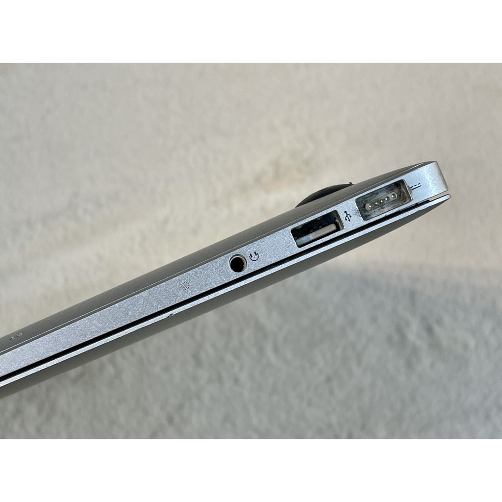 Máy tính Macbook Air (13-inch, Late 2010) Intel Core 2 Duo 1.86 GHz / RAM 4GB / SSD 256GB MC504 | BigBuy360 - bigbuy360.vn