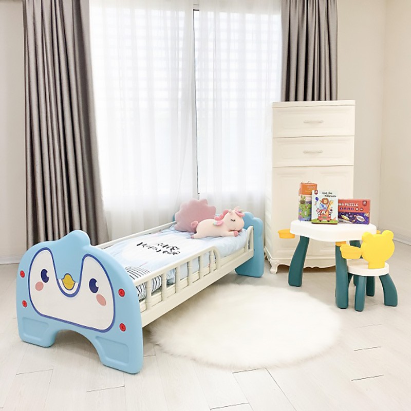 Giường nhựa Holla cho bé từ sơ sinh trở lên kích thước 142x78x61cm hàng chính hãng