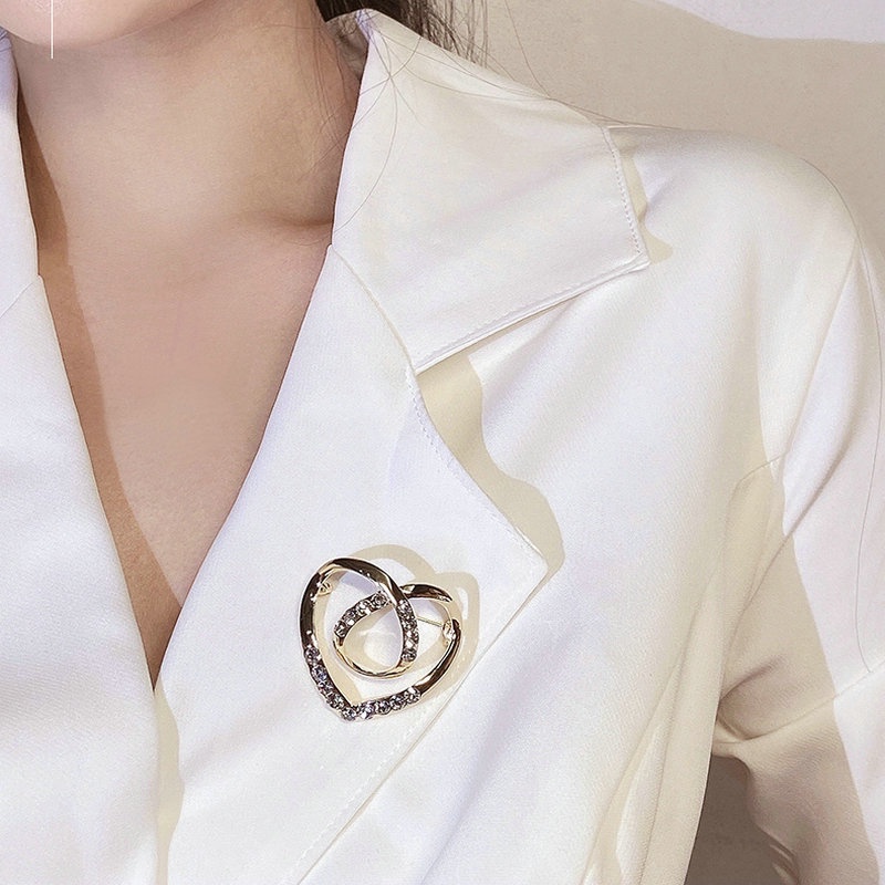 Khóa Cài Khăn Choàng Hình Trái Tim Bằng Kim Loại Màu Vàng / Bạc Thời Trang Chất Lượng Cao