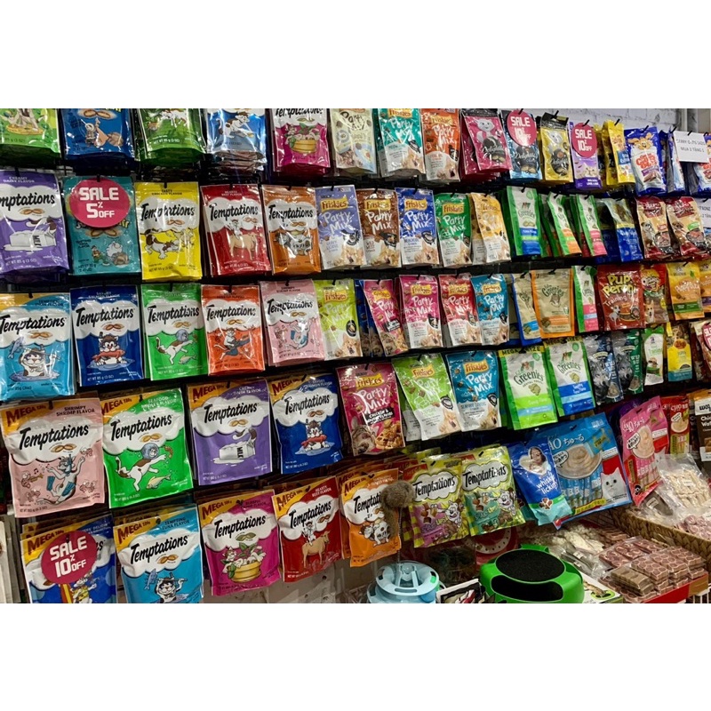 🇺🇸Hàng Mỹ - 20 Vị Snack Bánh Thưởng Cho Mèo Party Mix Cat Treats 60g