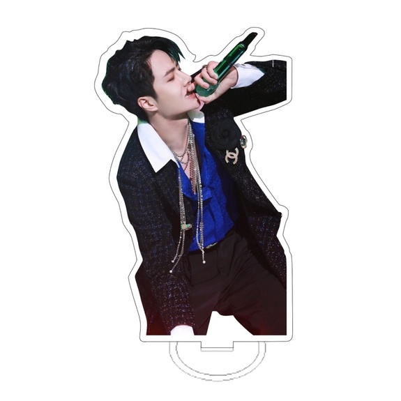 Standee Vô Cảm mẫu mới nhất của Vương Nhất Bác _ Wang Yibo siêu đẹp