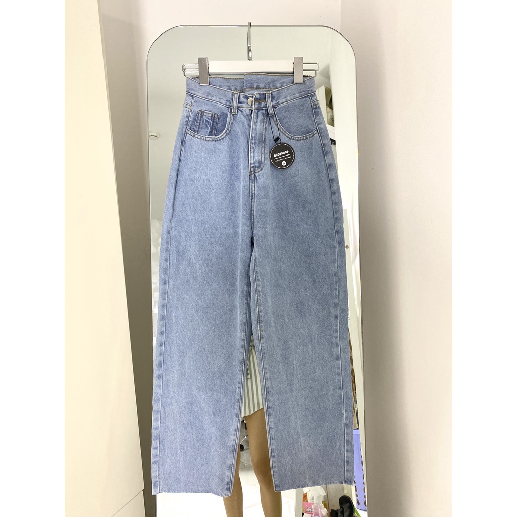 Quần Jean Baggy Dáng Suông Đứng Xanh Nhạt Cắt Gấu Lai Tua