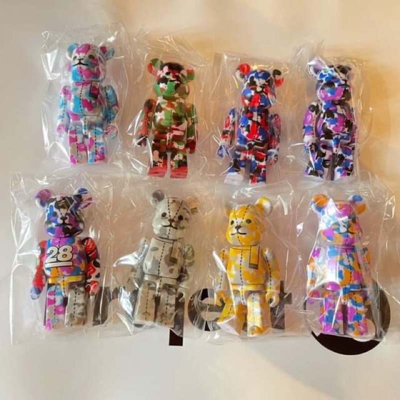 Gấu Bearbrick Bape bản kỉ niệm 28 năm đợt 2