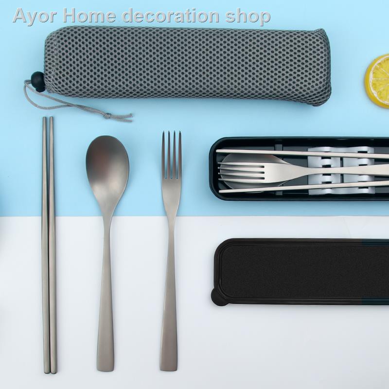 Bộ muỗng nĩa đũa bằng titan nguyên chất kèm hộp đựng thiết kế dễ thương