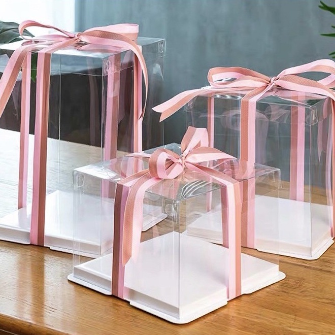 Set 10 hộp mica trong size 26,28,30 và 32(cao 18cm và 25cm) đế trắng đựng bánh gato, bánh kem, đựng quà.
