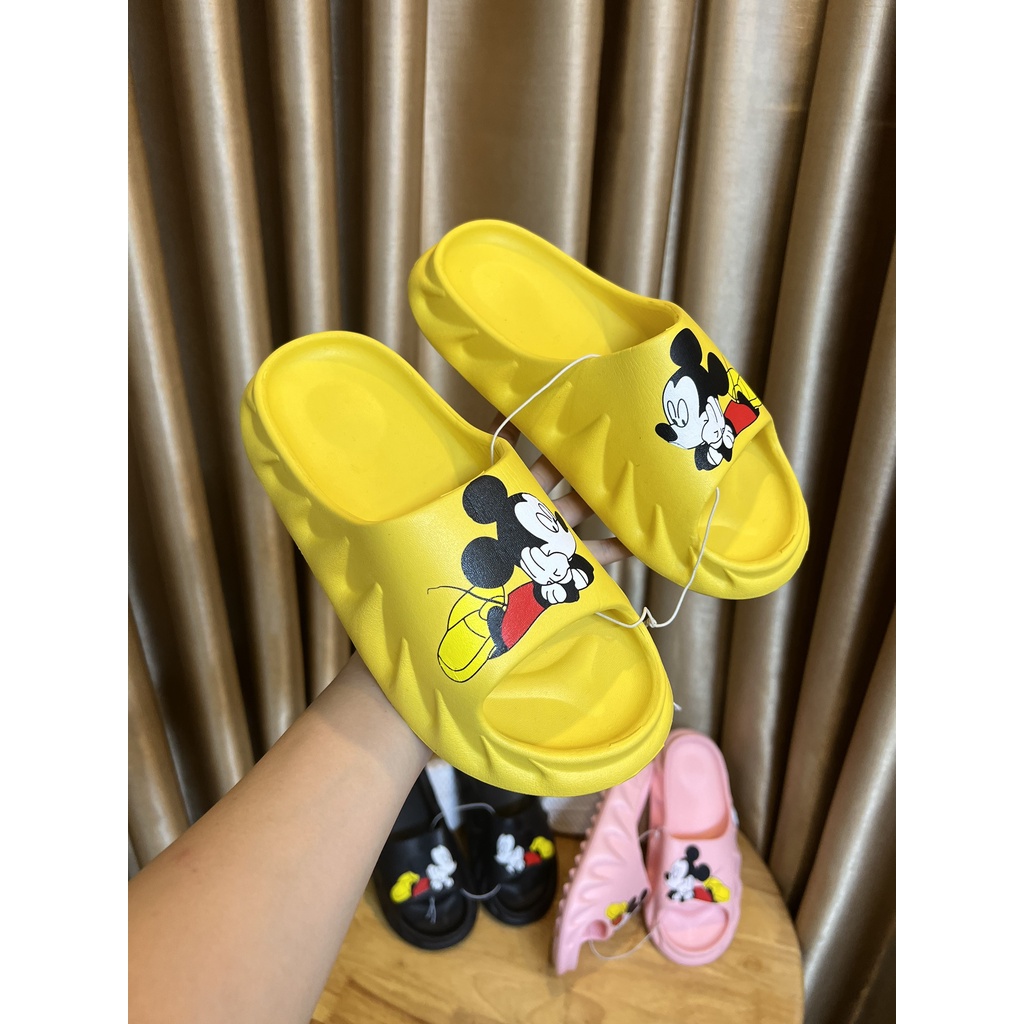 Dép bệt đế siêu nhẹ cực êm họa tiết hoạt hình lên chân rất xinh phong cách dễ thương