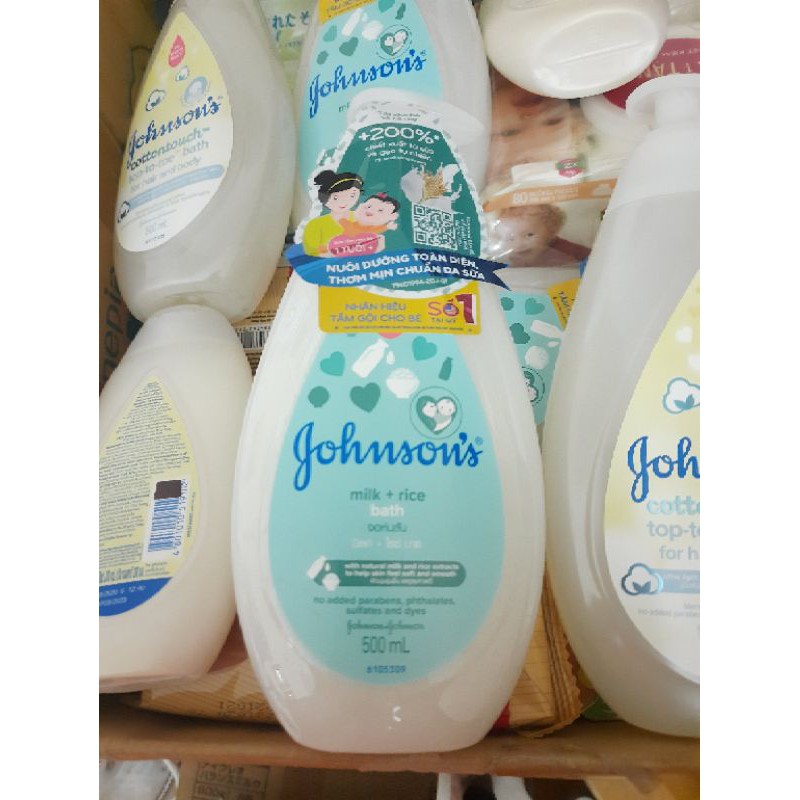 Sữa tắm Johnson's Baby chứa sữa và gạo (500ml)