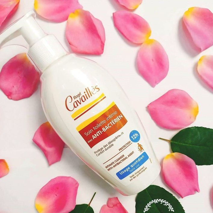 Rogé Cavaillès Cuidado Antibacteriano - Dung Dich Vệ Sinh Dành Cho Mẹ Và Bé Từ 3 Tuổi (200ml)