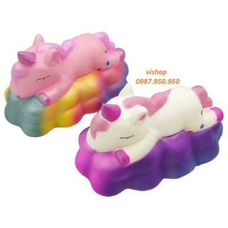 Squishy ngựa nằm trên mây