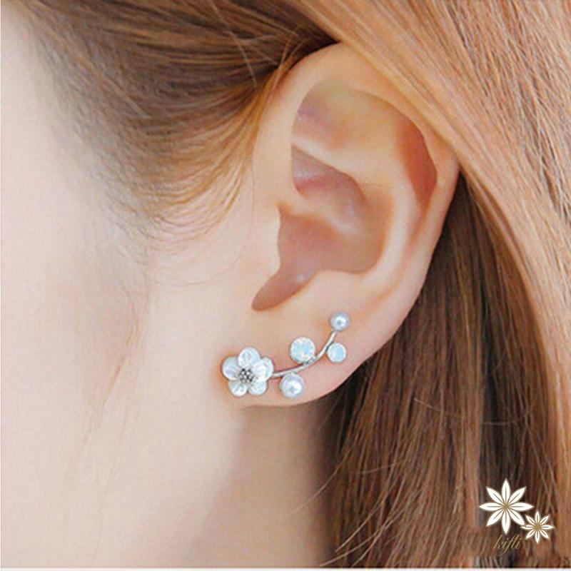 Bông tai mặt hình hoa đính đá xinh xắn cho nữ