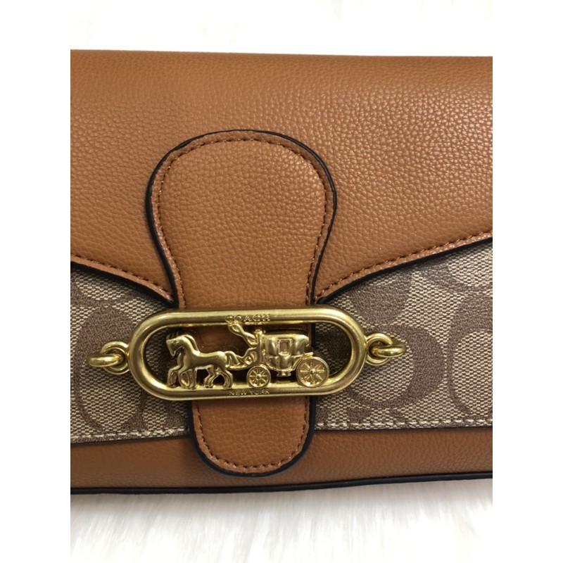 Huongvnxk• Túi Coach Small Jade size 25