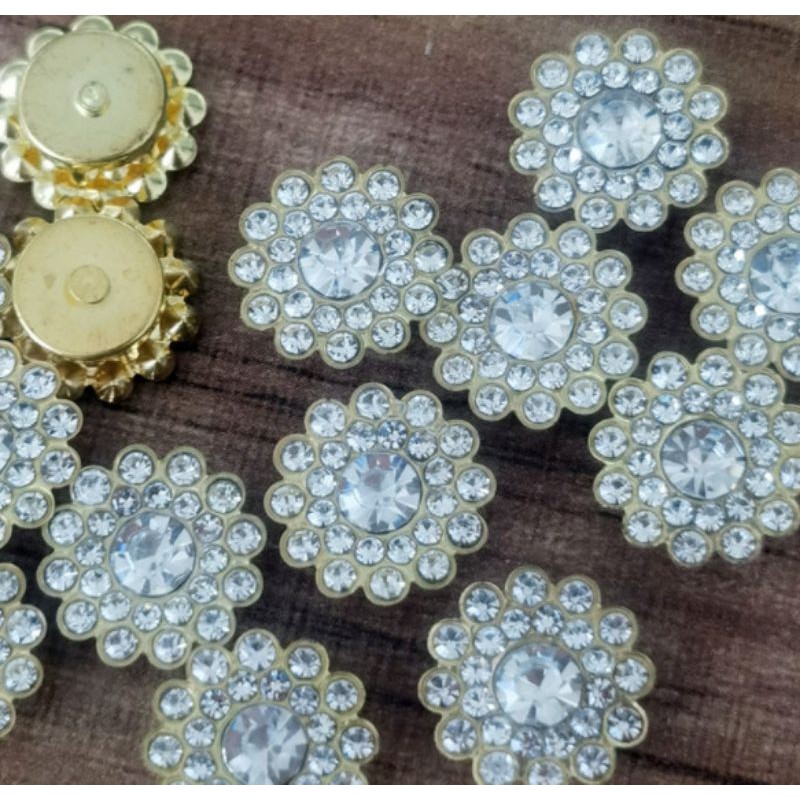 10 center bông hoa đá làm phụ kiện thời trang