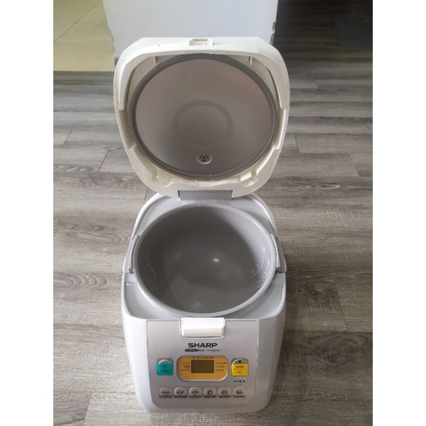 Nồi cơm điện tử Sharp 1.8L
