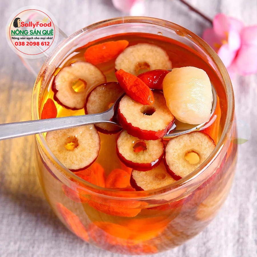 250g Táo Đỏ Hữu Cơ SallyFood  Táo Trái Không Hạt / Thái Lát Sấy Táo Tàu Khô Nhập Khẩu Tân Cương Shop Sỉ Lẻ Nông Sản Quê