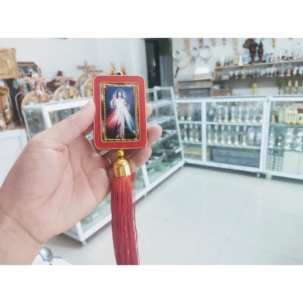 Phụ kiện treo trang trí xe ô tô in hình Chúa Giê-su, Đức Mẹ Maria