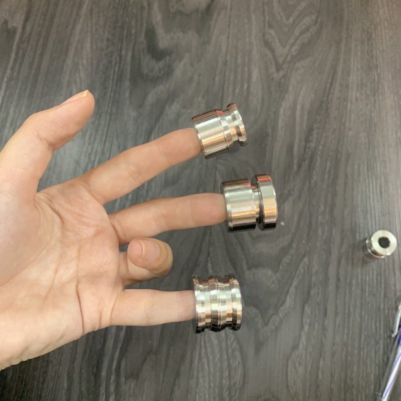 Canh bánh trước sau inox Ex 2010